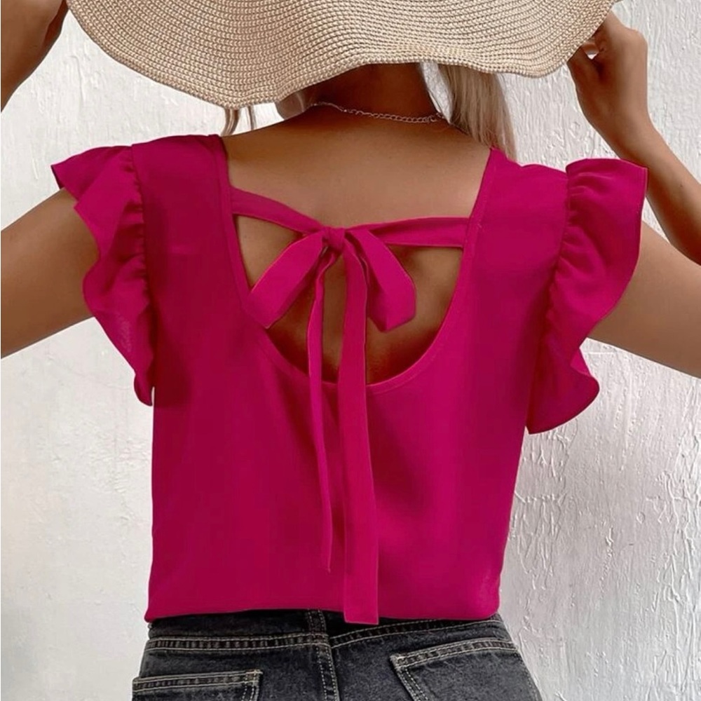 NWOT! Tie back hot pink top with butterfly sleeves